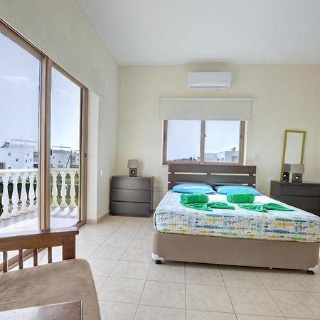 Villa Eva Ayia Napa Exteriör bild