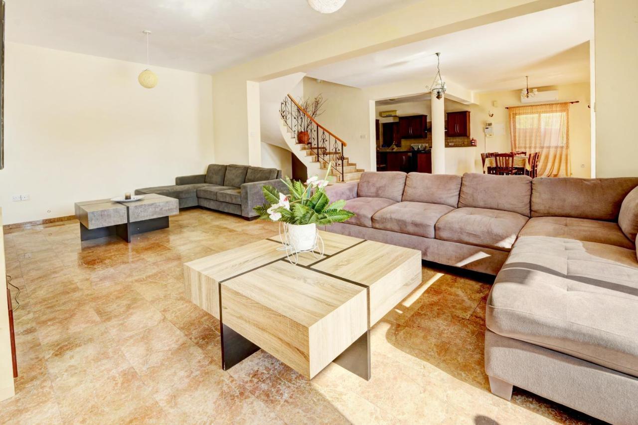 Villa Eva Ayia Napa Exteriör bild