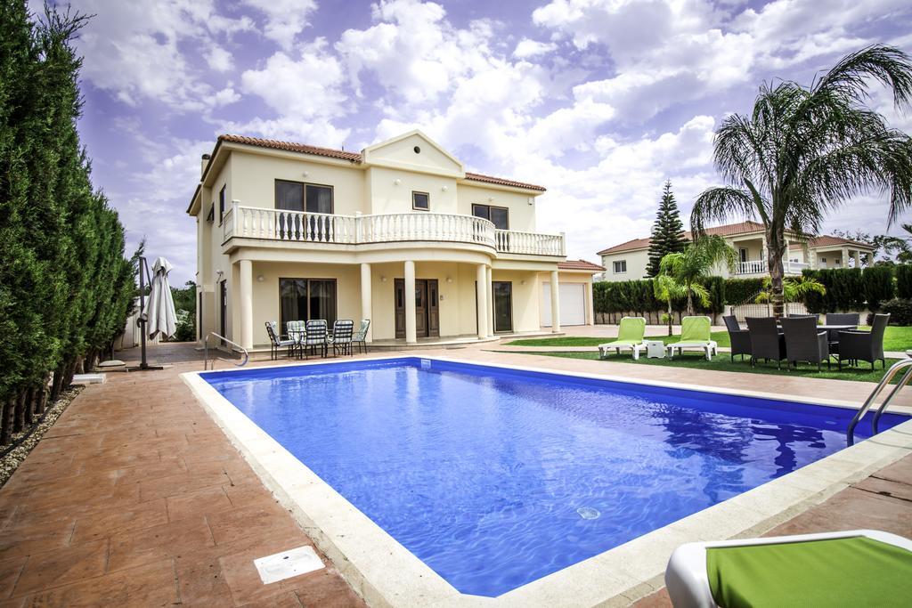Villa Eva Ayia Napa Exteriör bild