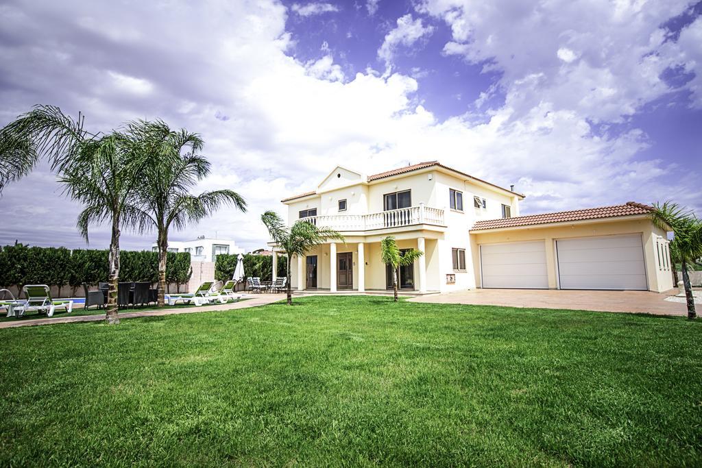 Villa Eva Ayia Napa Exteriör bild