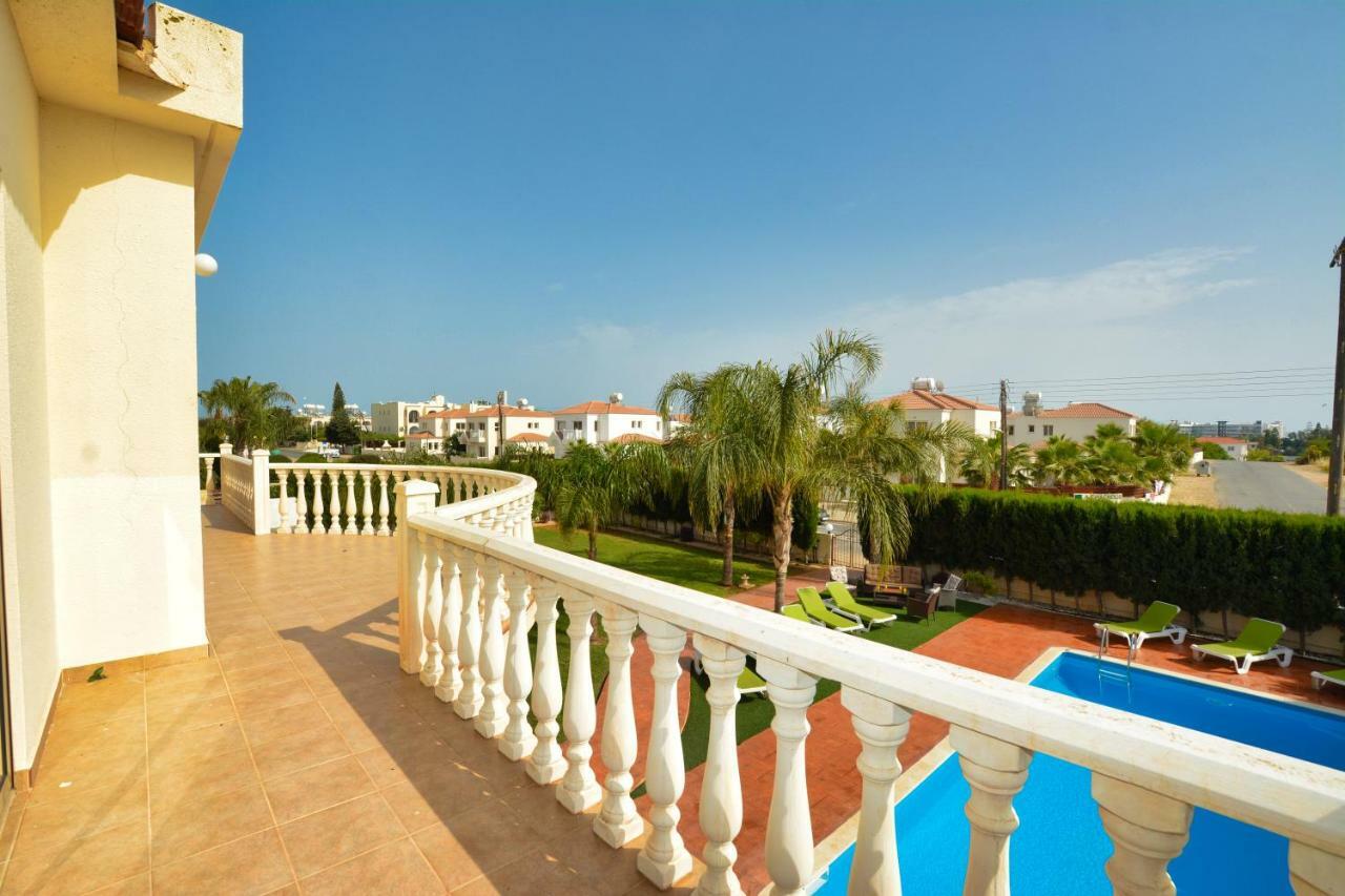 Villa Eva Ayia Napa Exteriör bild