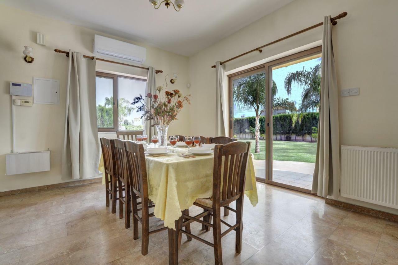 Villa Eva Ayia Napa Exteriör bild